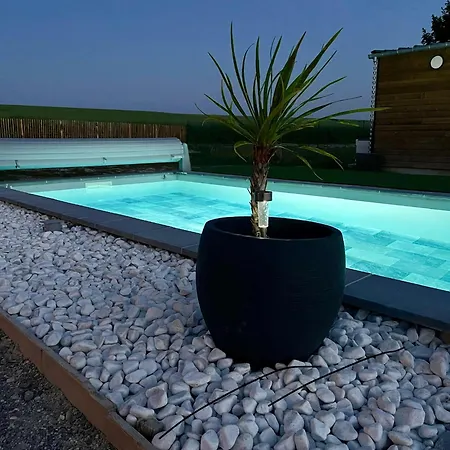 Chalet Lady Tipi 1 Avec Bain Nordique Et Piscine *